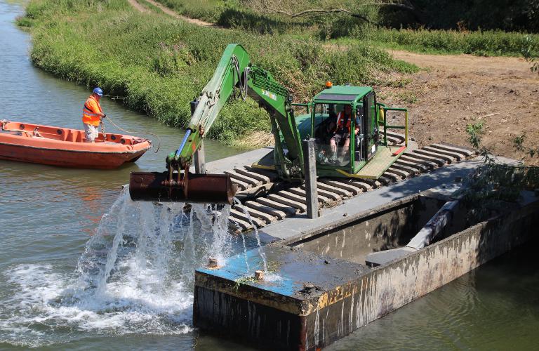 Specialist dredging
